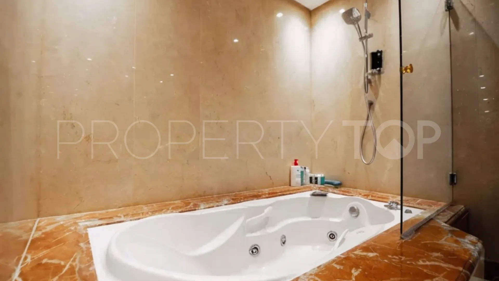 Comprar atico duplex con 3 dormitorios en Torre Bermeja