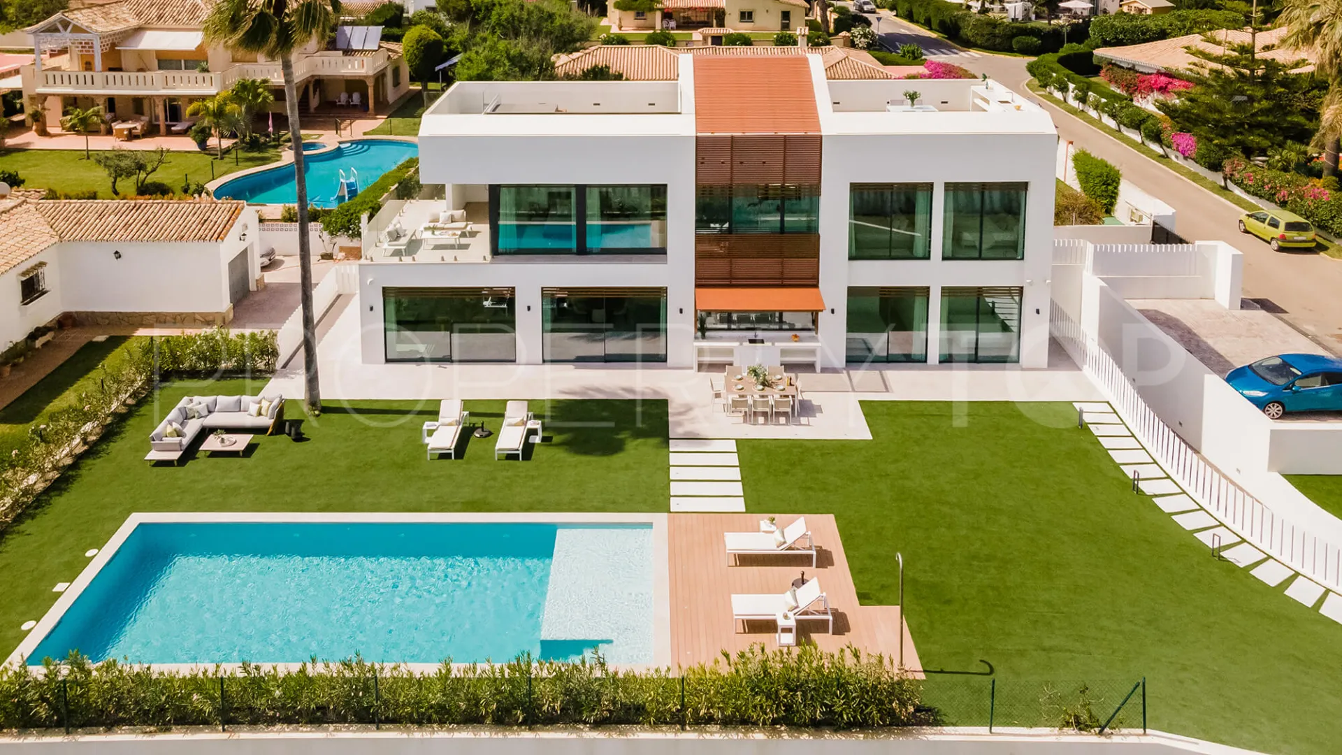 Villa en venta con 5 dormitorios en Beach Side New Golden Mile