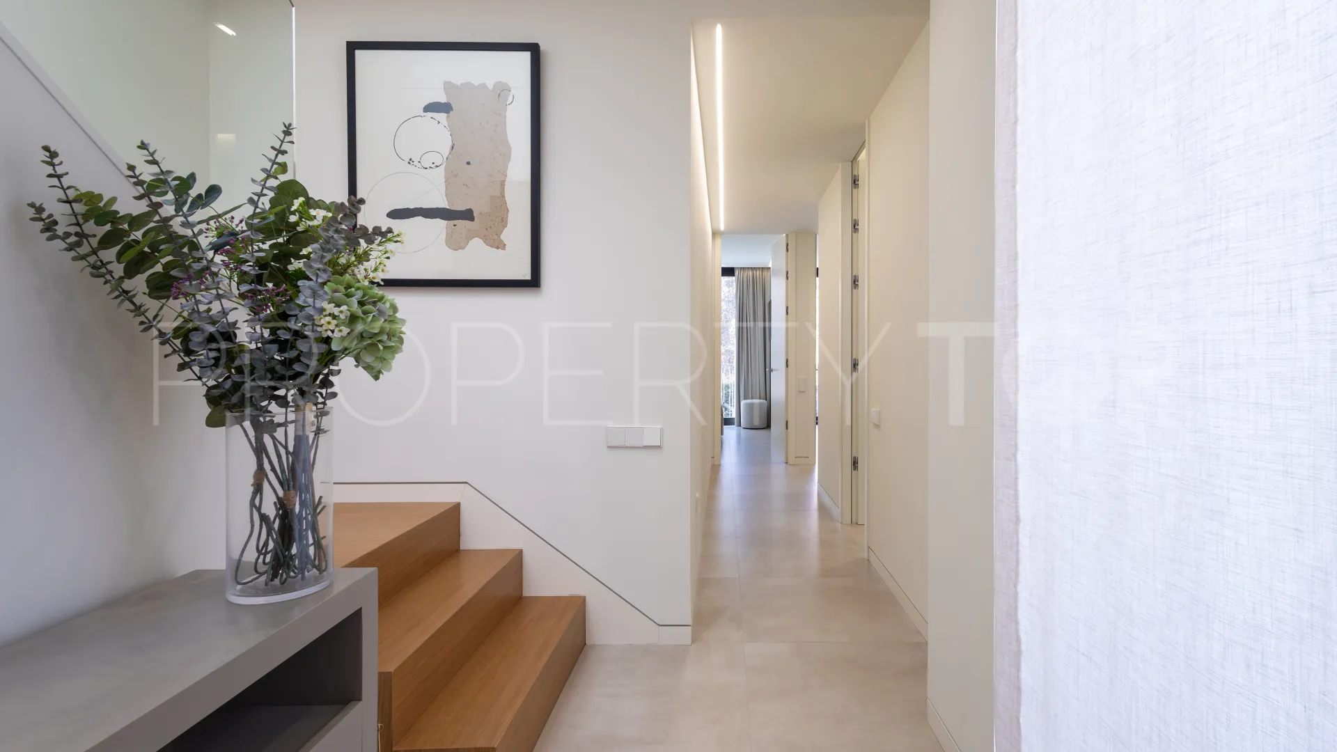 Atico duplex con 4 dormitorios a la venta en Marbella Centro