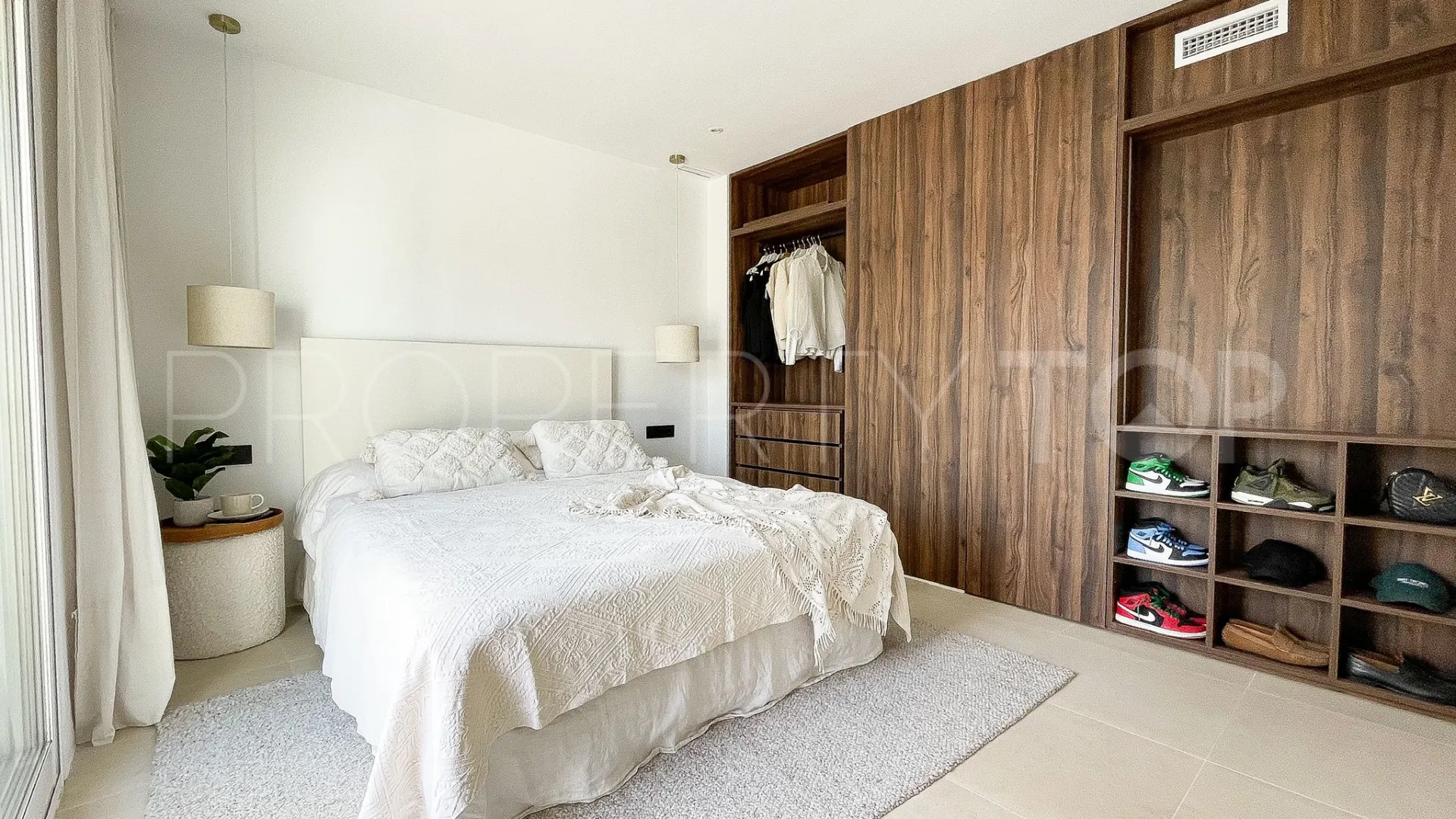 Duplex penthouse for sale in La Quinta