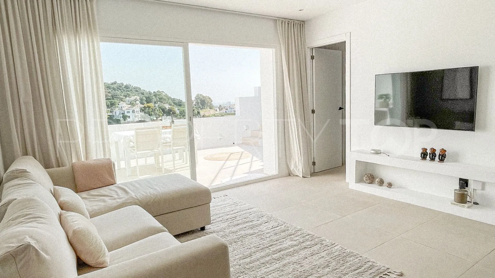 Duplex penthouse for sale in La Quinta