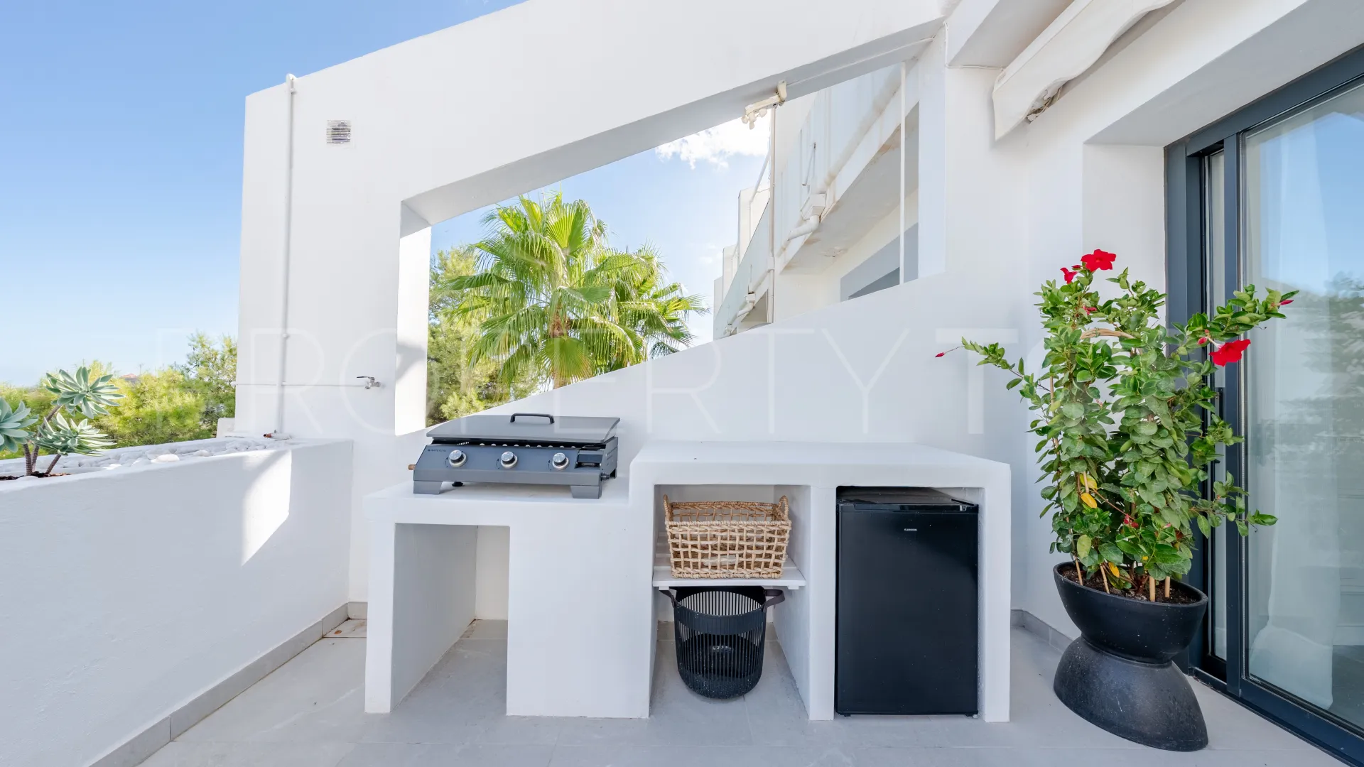 For sale apartment in La Quinta with 3 bedrooms