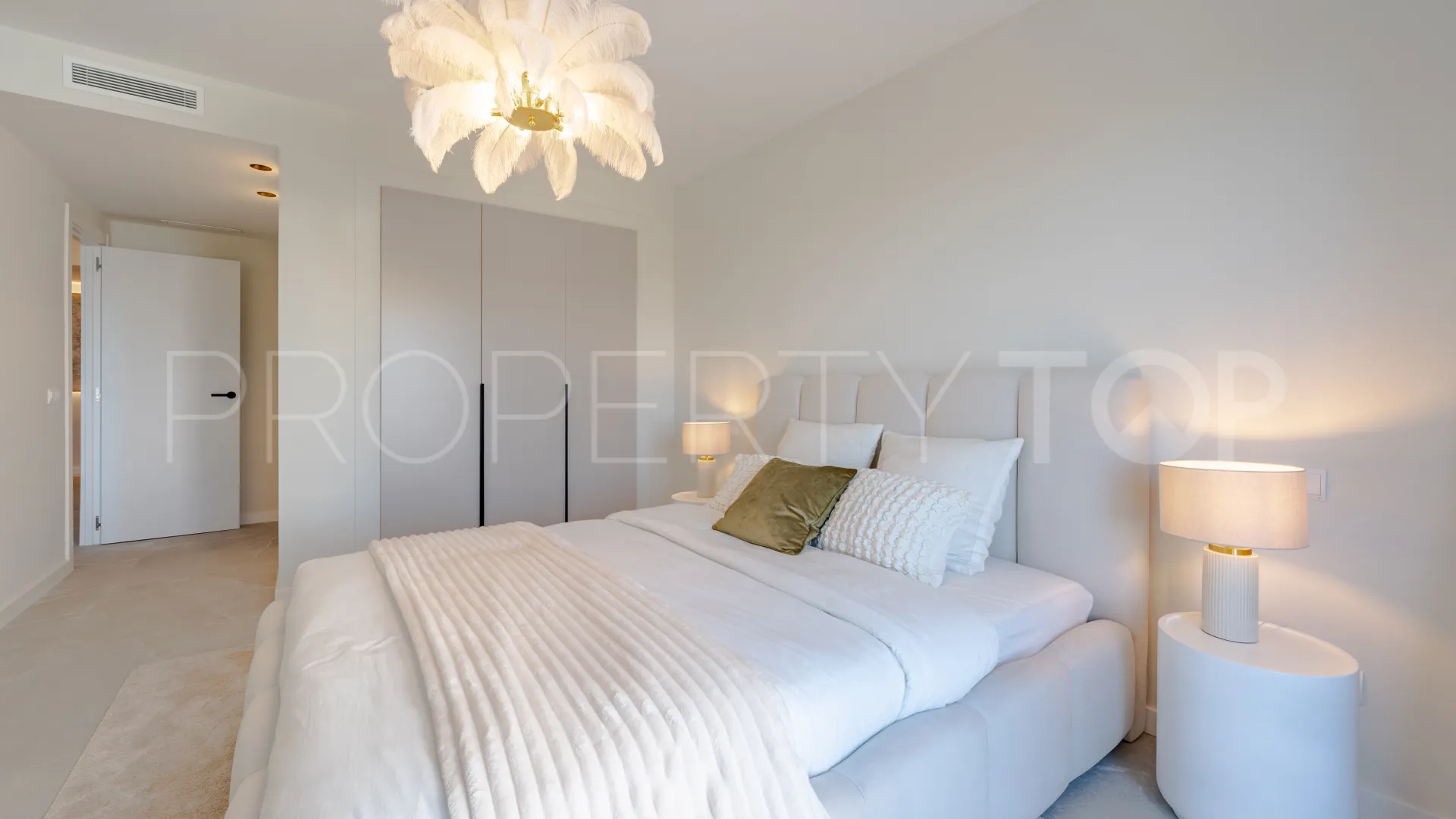 For sale apartment in La Quinta with 3 bedrooms