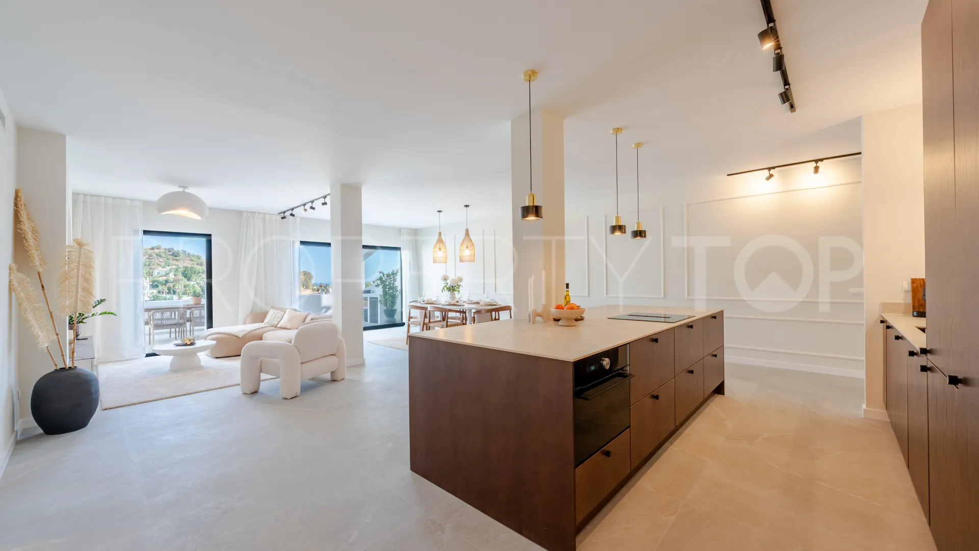 For sale apartment in La Quinta with 3 bedrooms