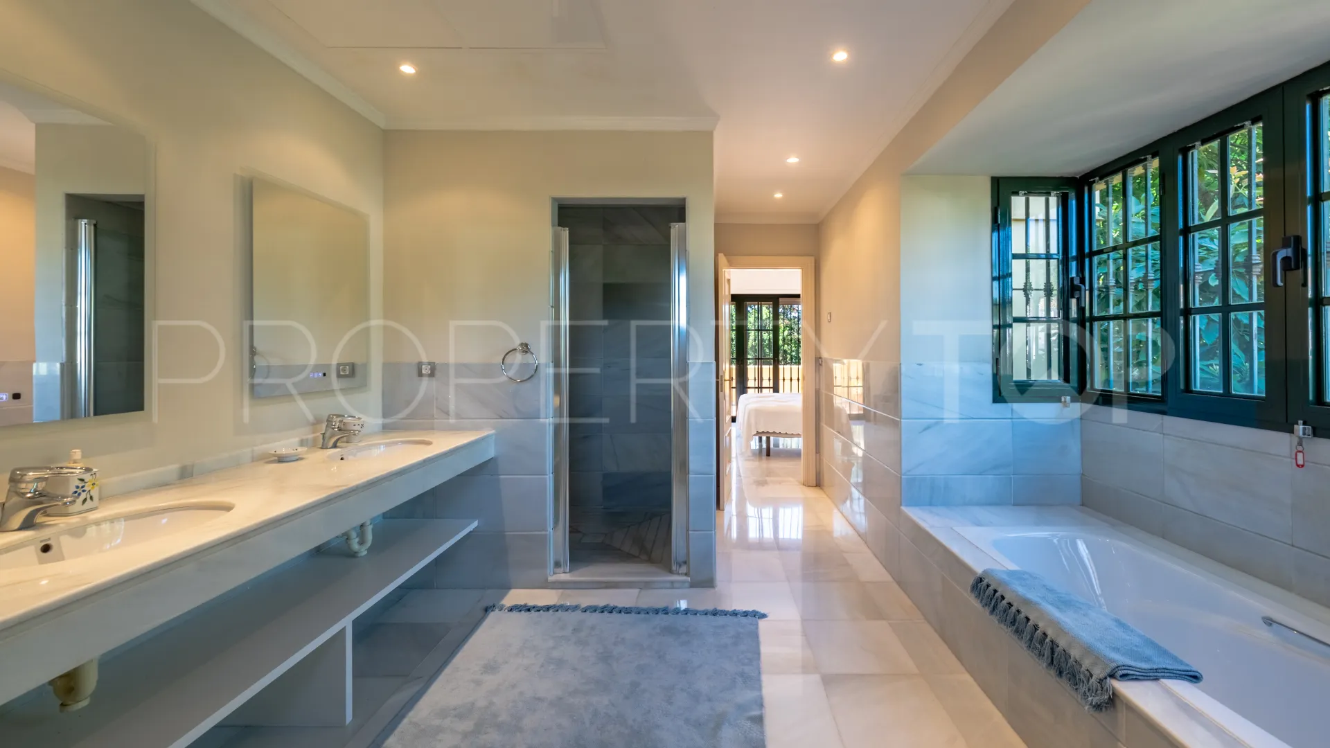 For sale Casasola villa