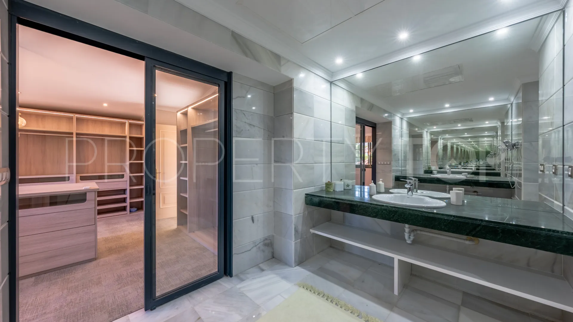 For sale Casasola villa