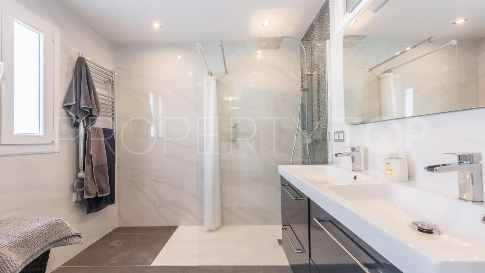 For sale Cala de Mijas town house