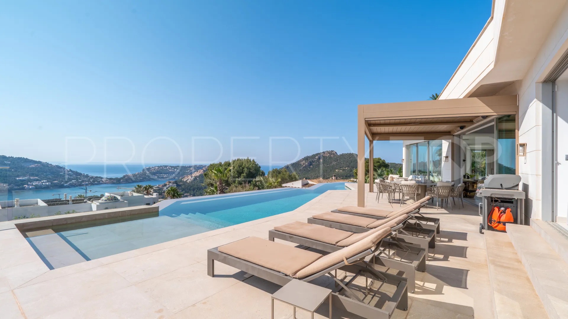 5 bedrooms villa in Puerto Andratx for sale
