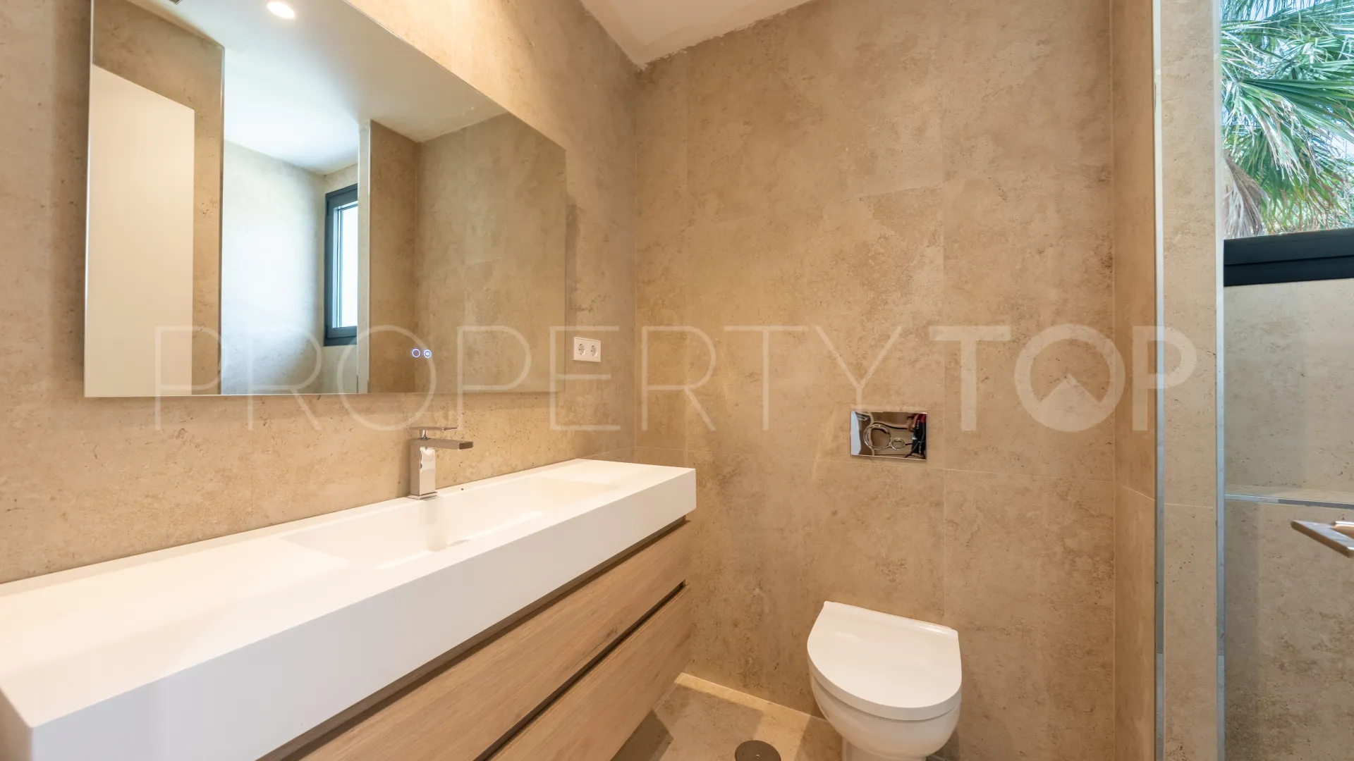 Villa with 6 bedrooms for sale in Zona B
