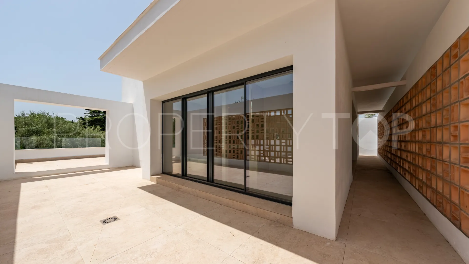 Villa with 6 bedrooms for sale in Zona B