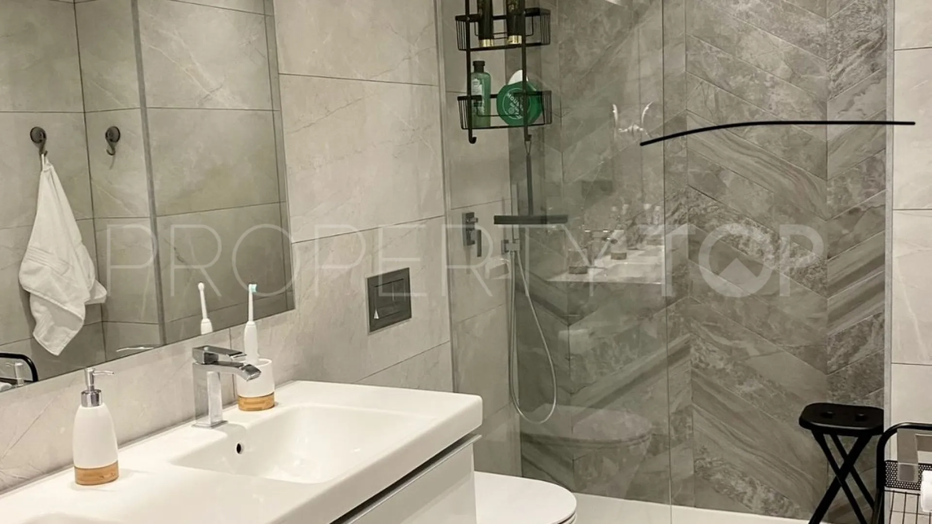 Apartment in La Quinta for sale