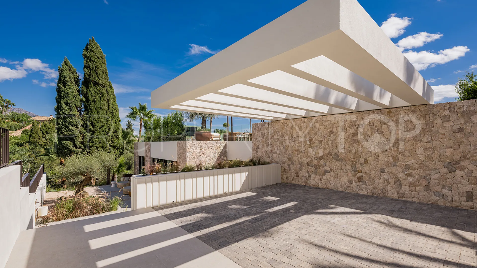For sale 4 bedrooms villa in Los Naranjos Golf