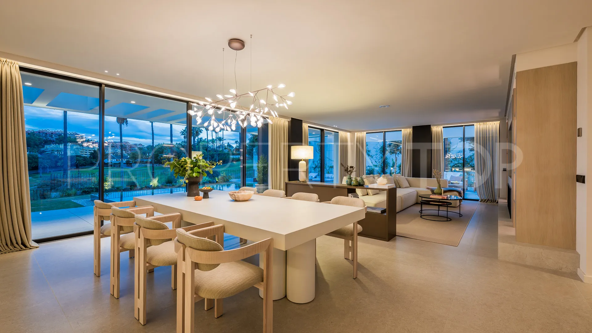 For sale 4 bedrooms villa in Los Naranjos Golf
