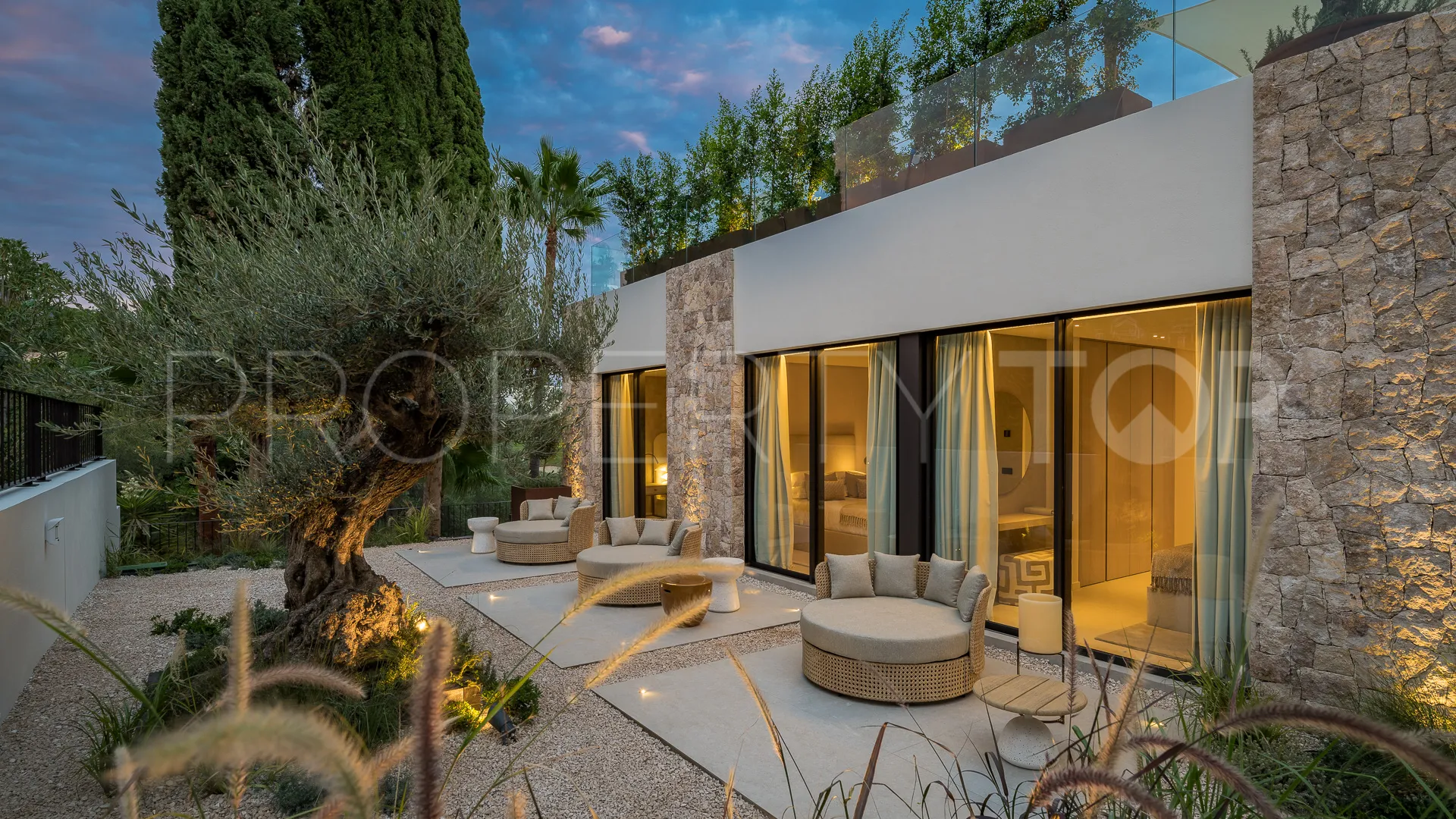 For sale 4 bedrooms villa in Los Naranjos Golf
