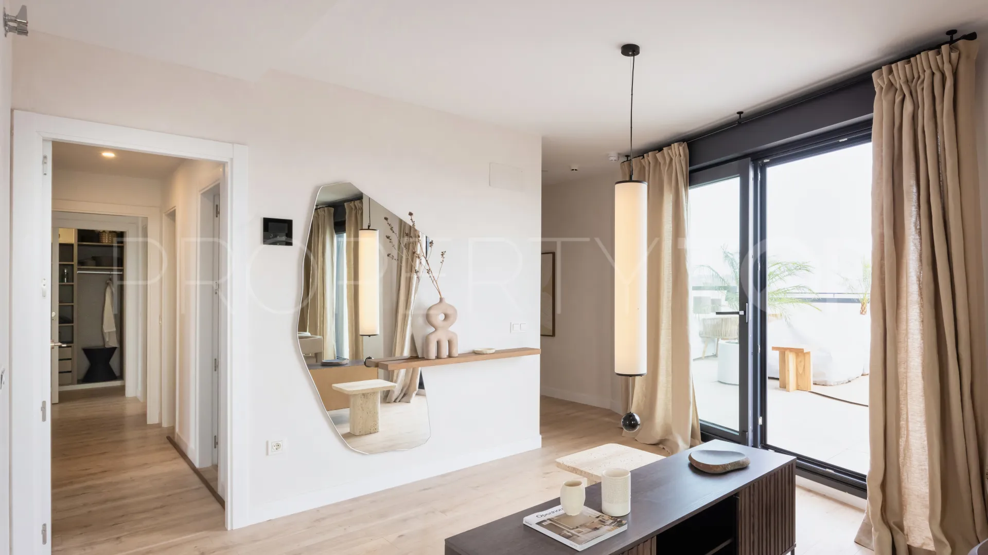 Apartamento en venta en Malaga con 4 dormitorios