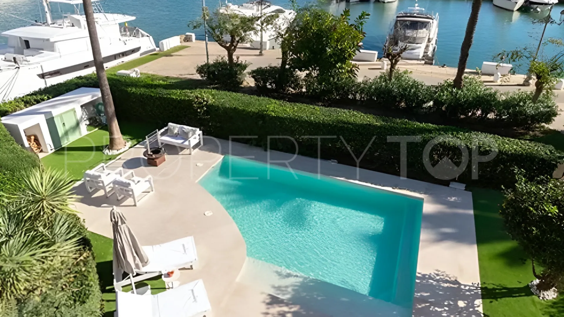 Marina de Sotogrande, pareado en venta con 4 dormitorios