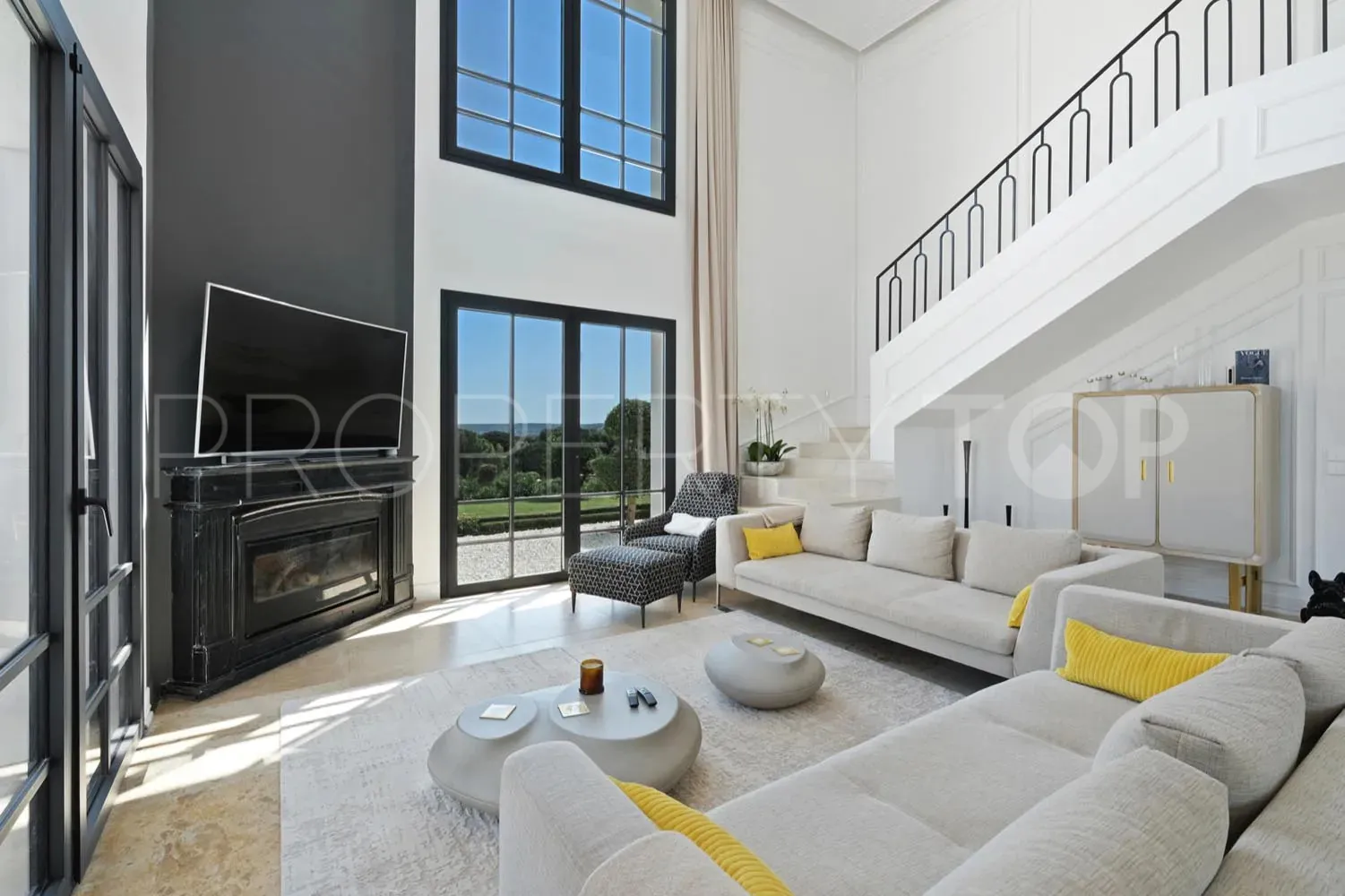 Comprar villa en Zona L