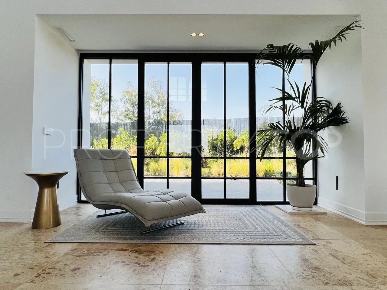 Comprar villa en Zona L