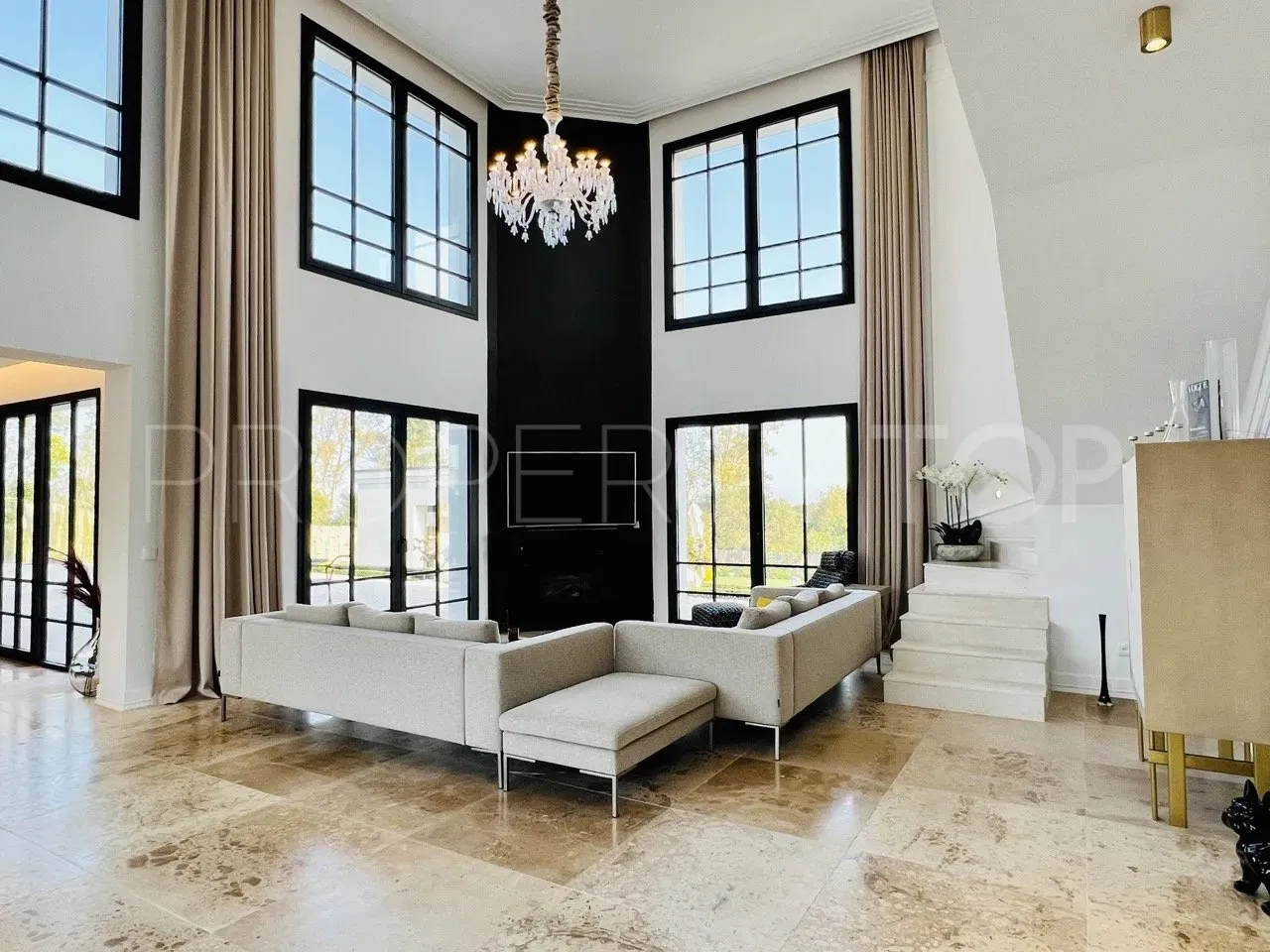 Comprar villa en Zona L