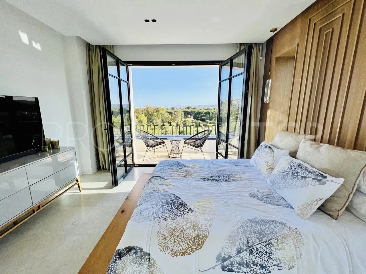 Comprar villa en Zona L