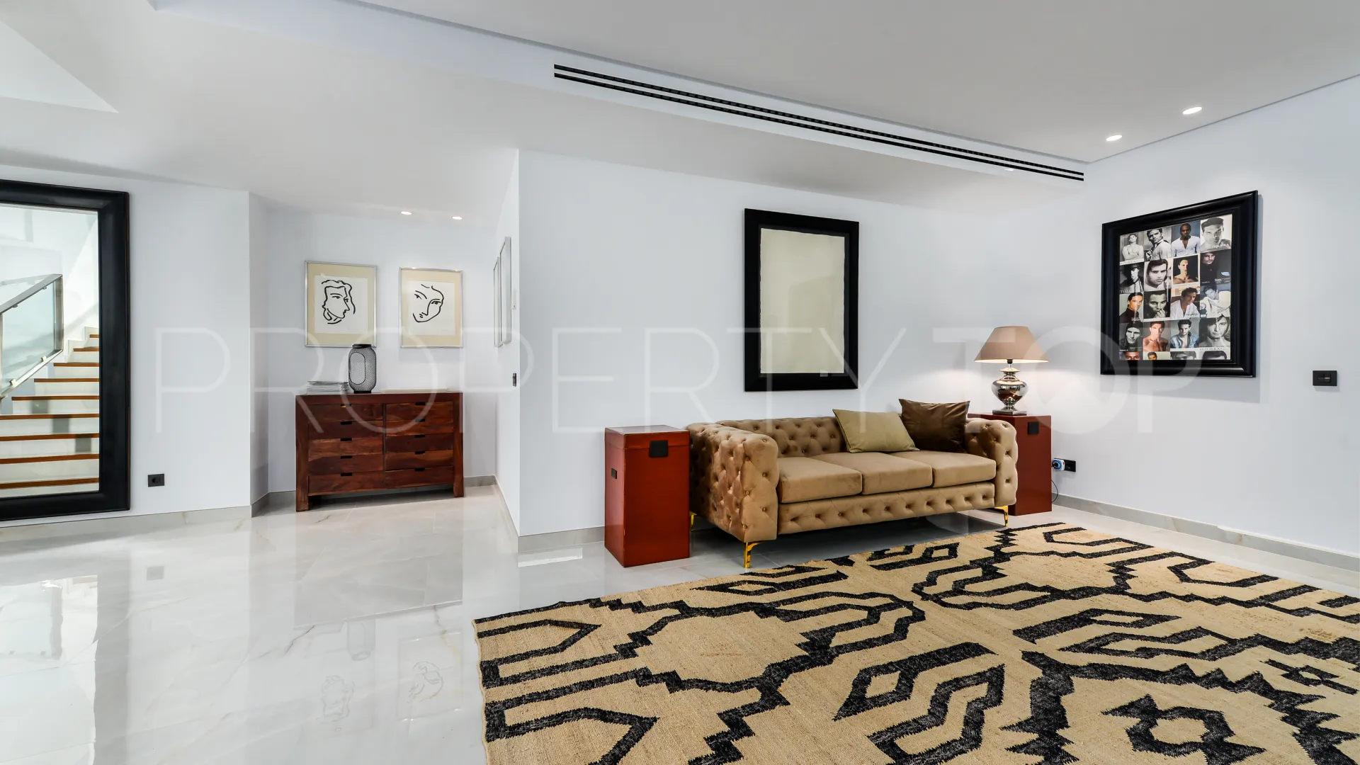 Comprar villa en Chullera con 4 dormitorios