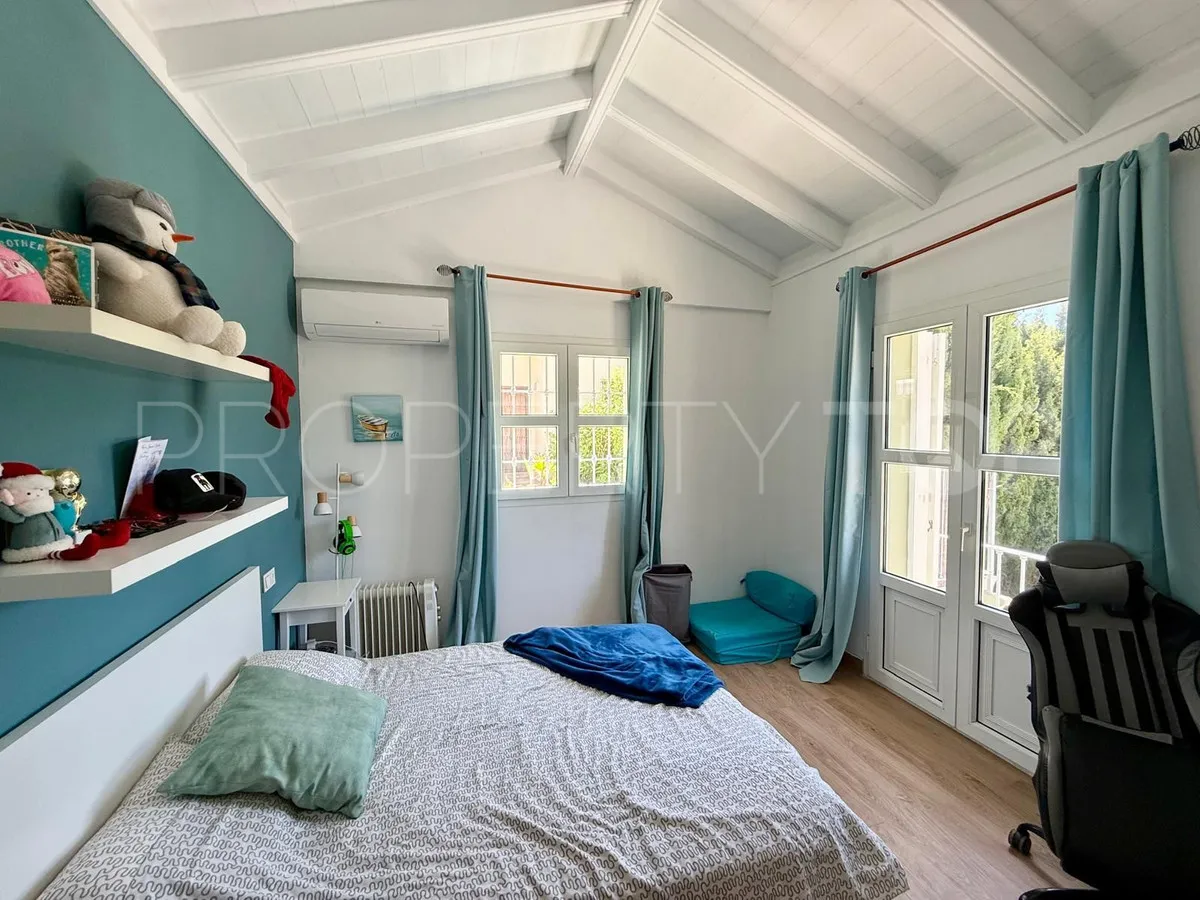 Sotogrande Alto, villa en venta con 4 dormitorios
