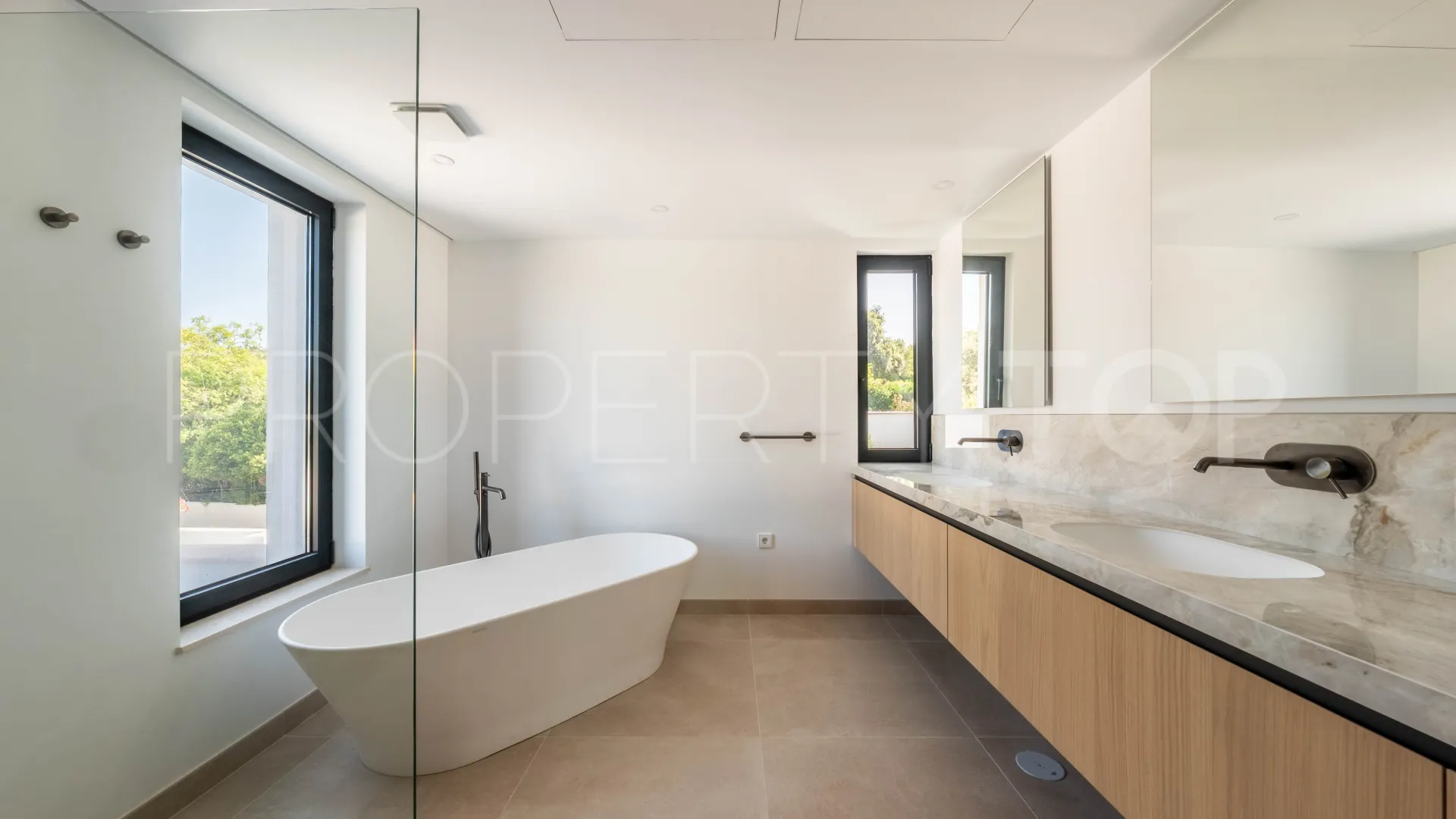 Zona C villa for sale