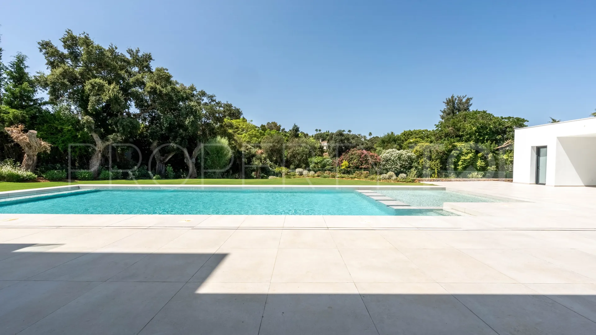Zona C villa for sale