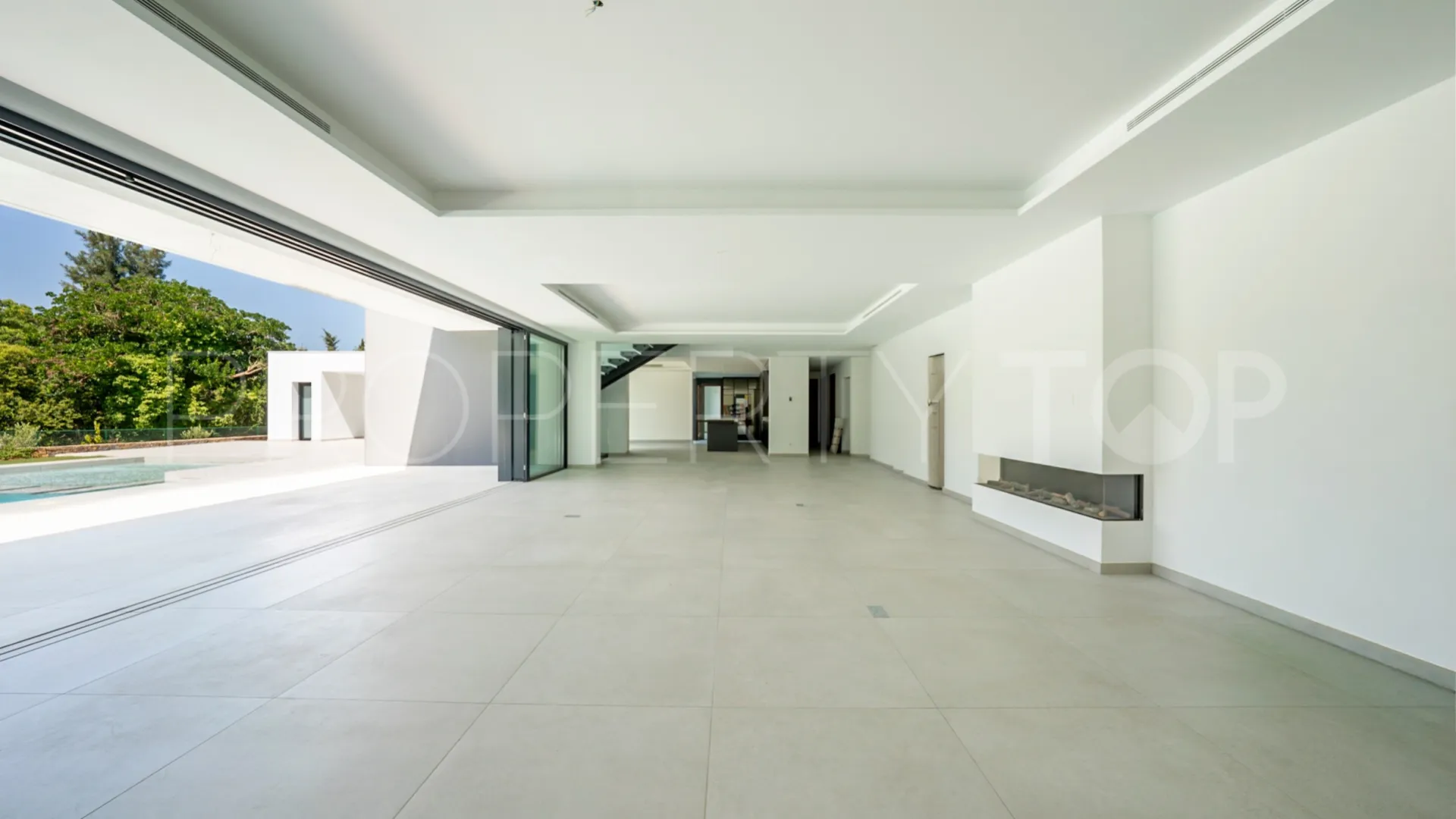 Zona C villa for sale