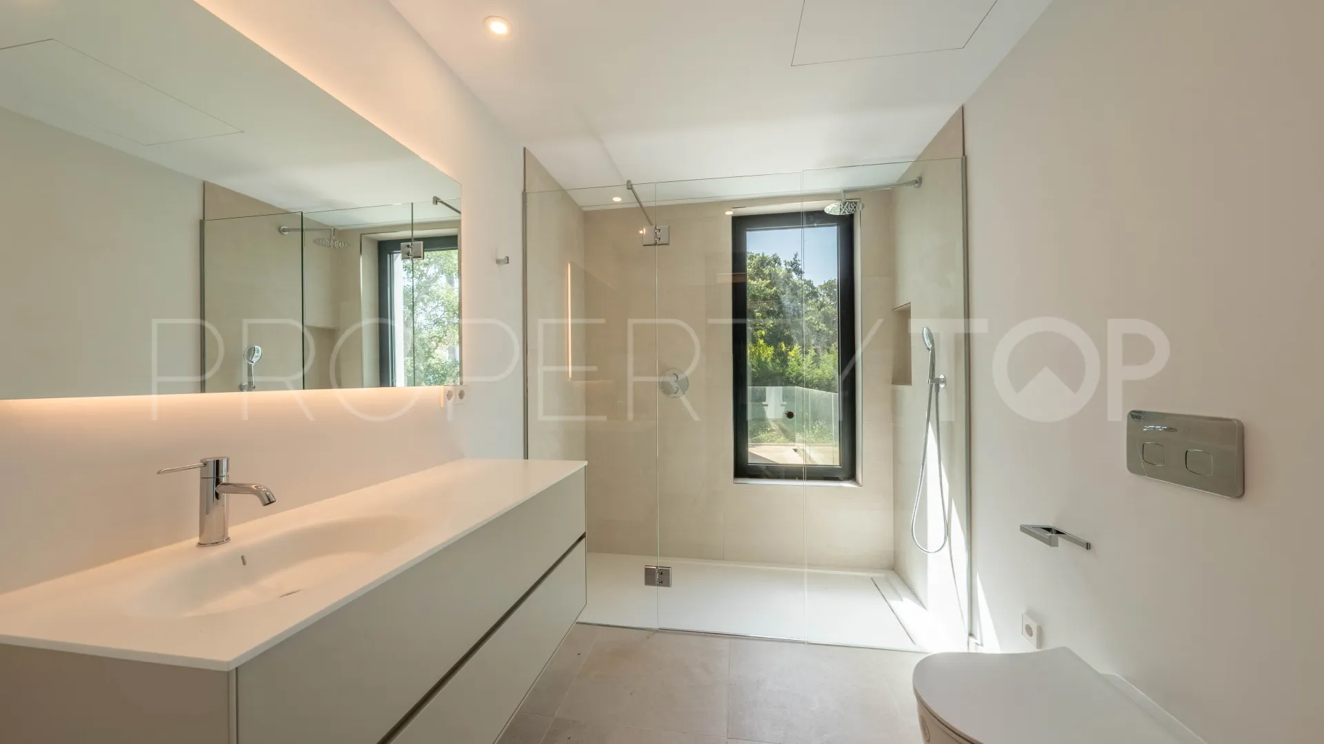 Zona C villa for sale