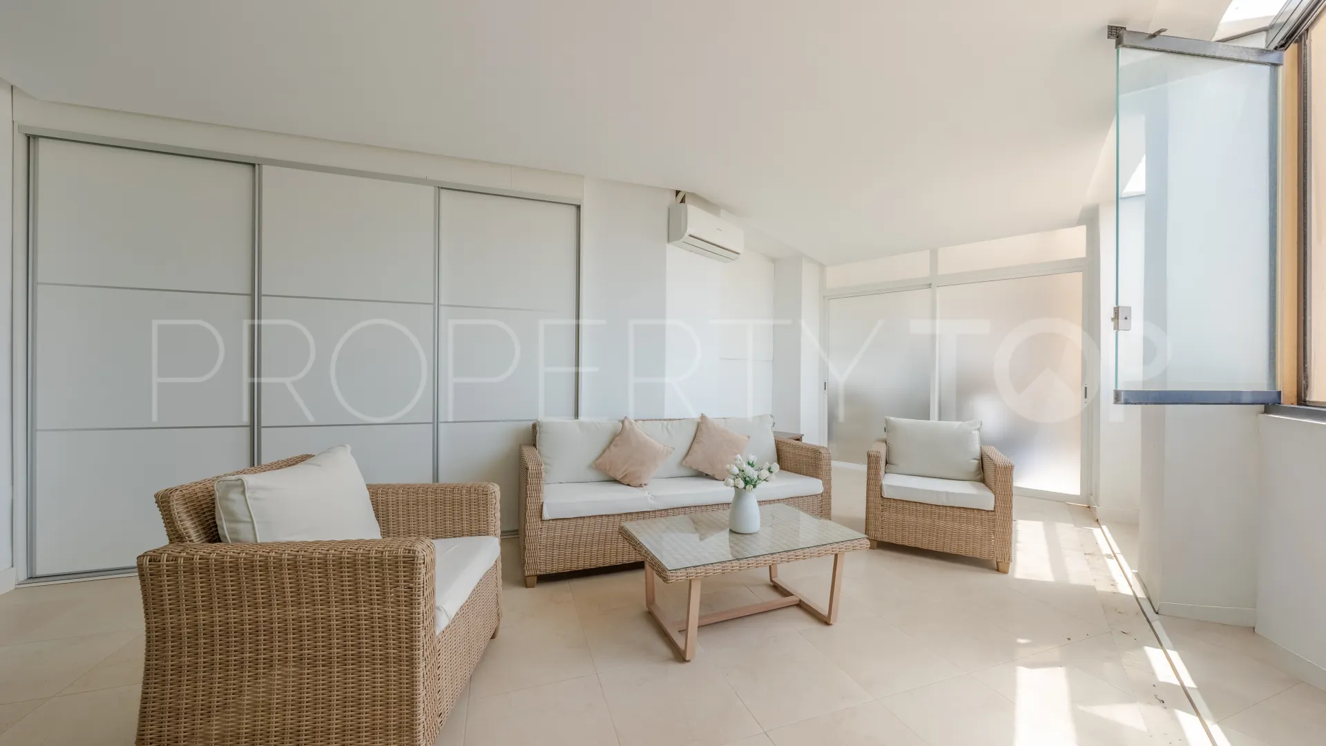 Apartment with 2 bedrooms for sale in San Pedro de Alcantara