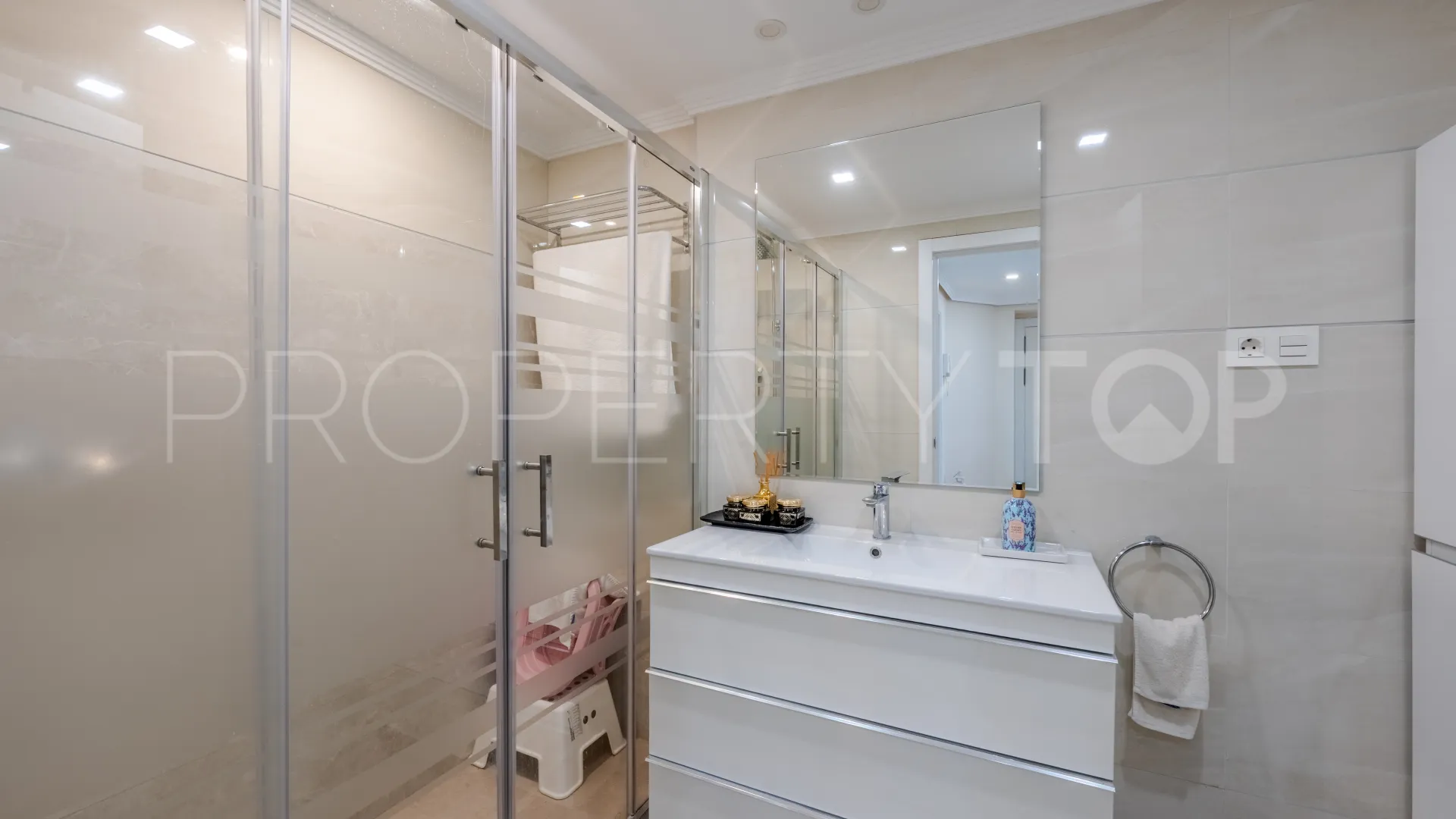 Apartment with 2 bedrooms for sale in San Pedro de Alcantara