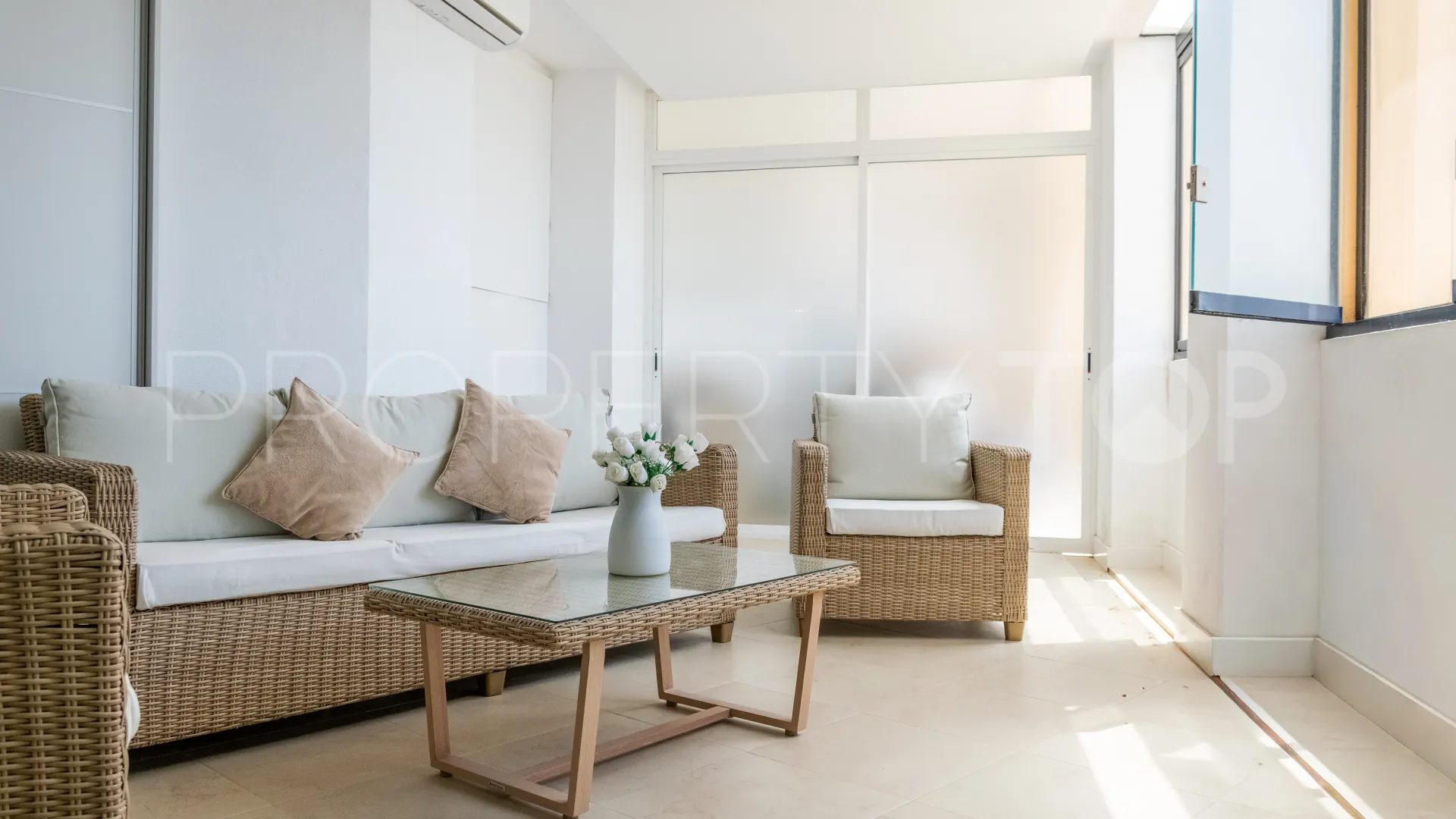 Apartment with 2 bedrooms for sale in San Pedro de Alcantara