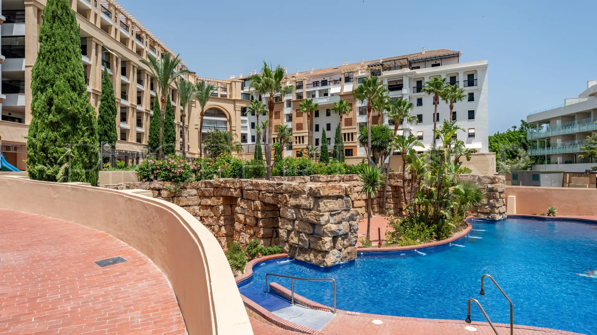 Apartment with 2 bedrooms for sale in San Pedro de Alcantara