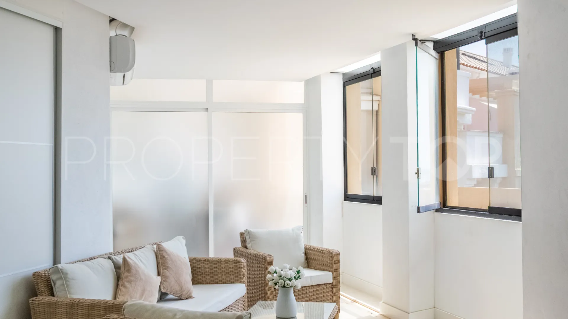 Apartment with 2 bedrooms for sale in San Pedro de Alcantara