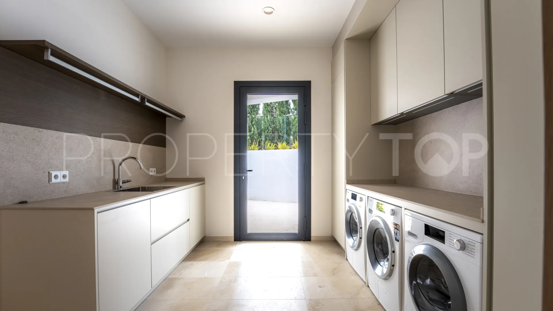 Se vende villa en Zona G