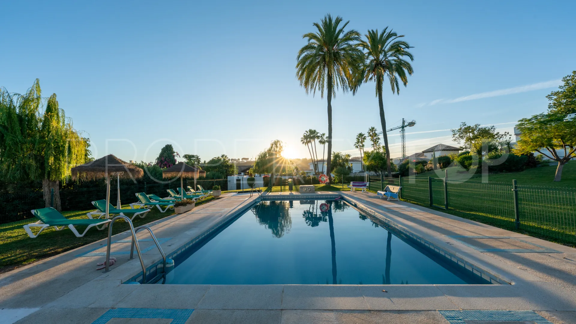 4 bedrooms town house in Nueva Andalucia for sale