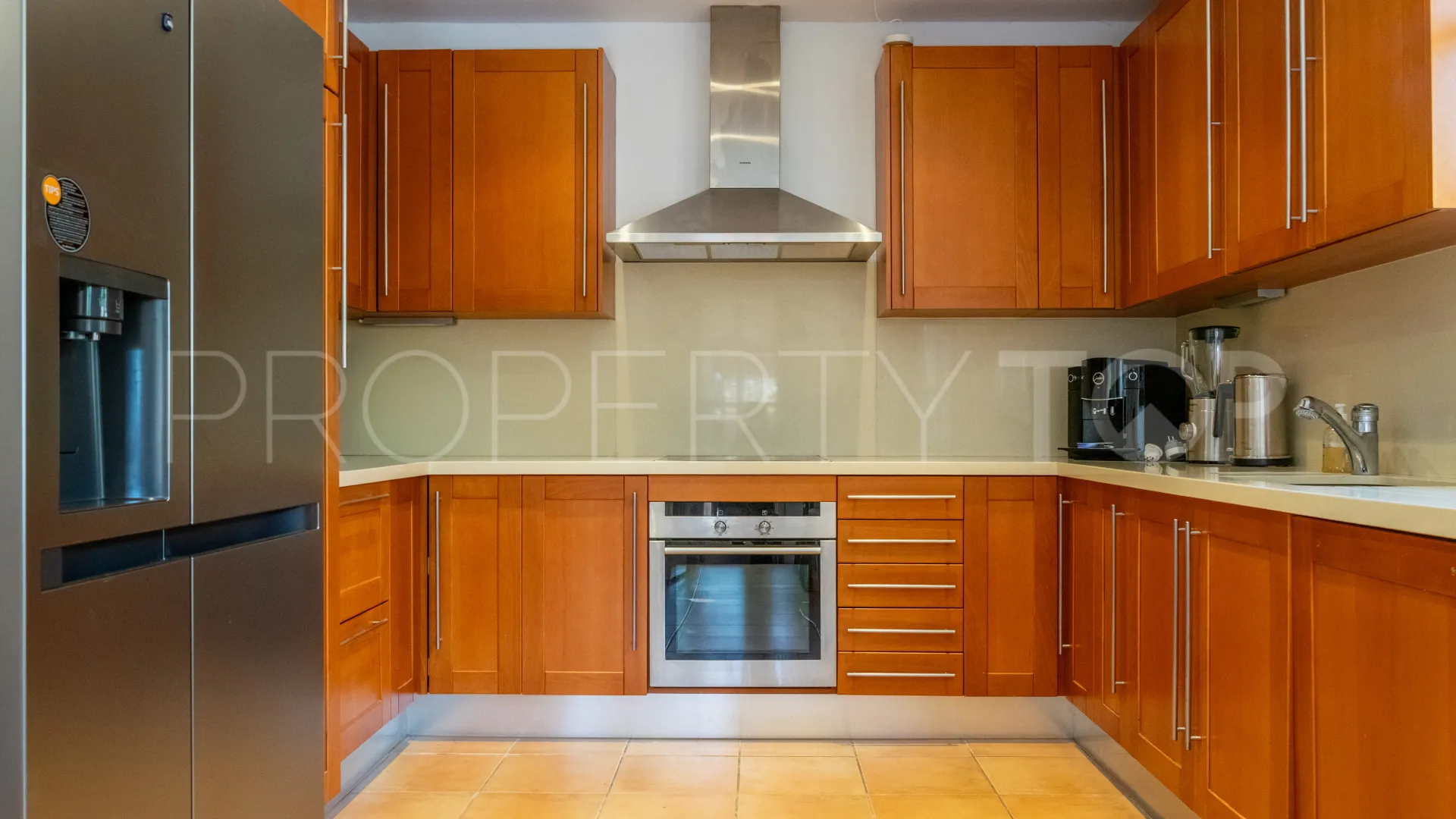 Casa en venta de 6 dormitorios en Los Cortijos de la Reserva
