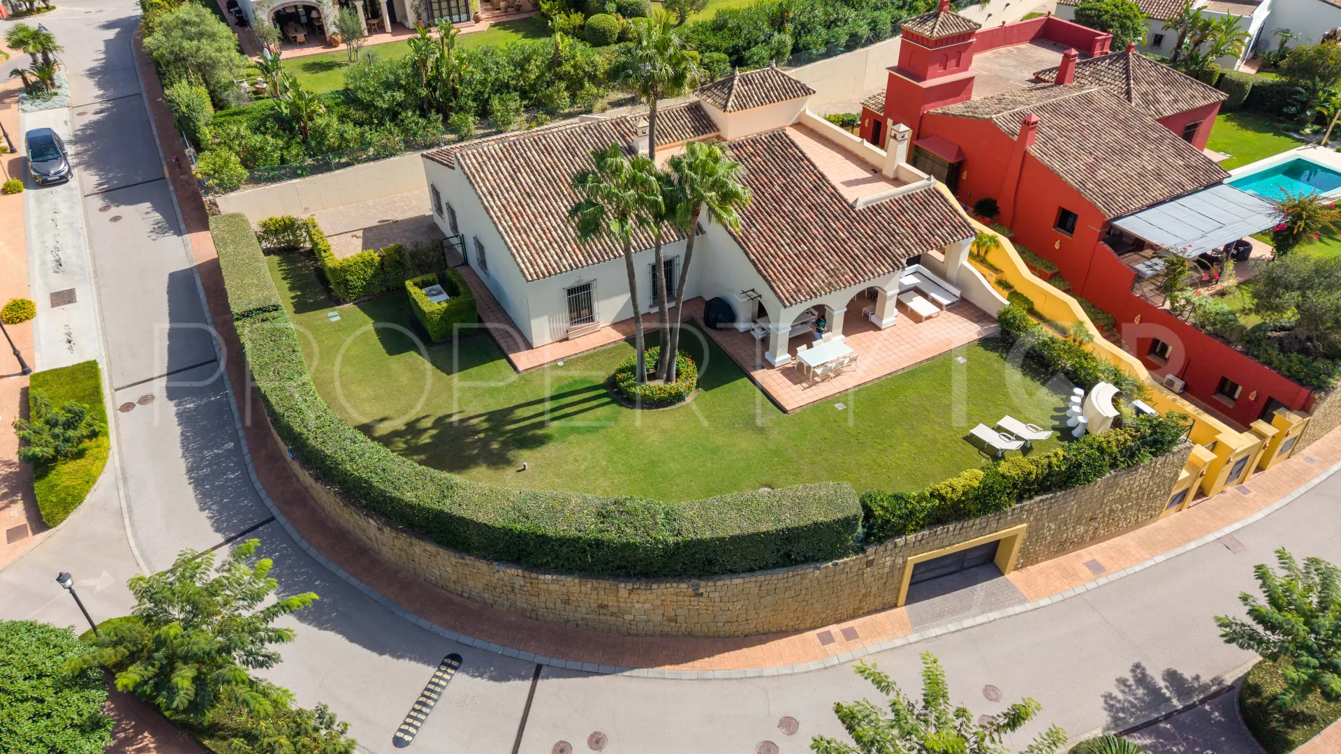 Casa en venta de 6 dormitorios en Los Cortijos de la Reserva