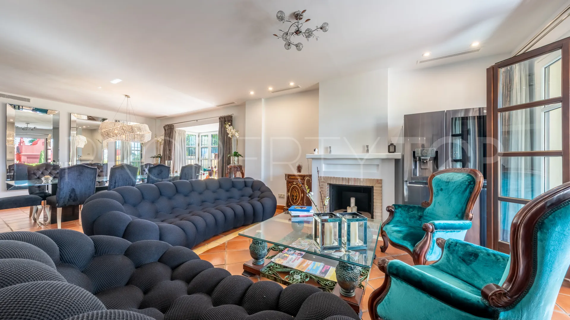 Casa en venta de 6 dormitorios en Los Cortijos de la Reserva