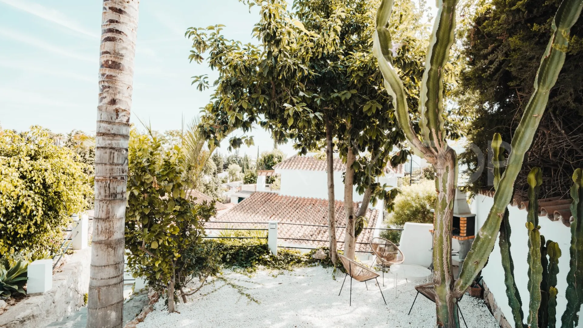 Nueva Andalucia 4 bedrooms villa for sale