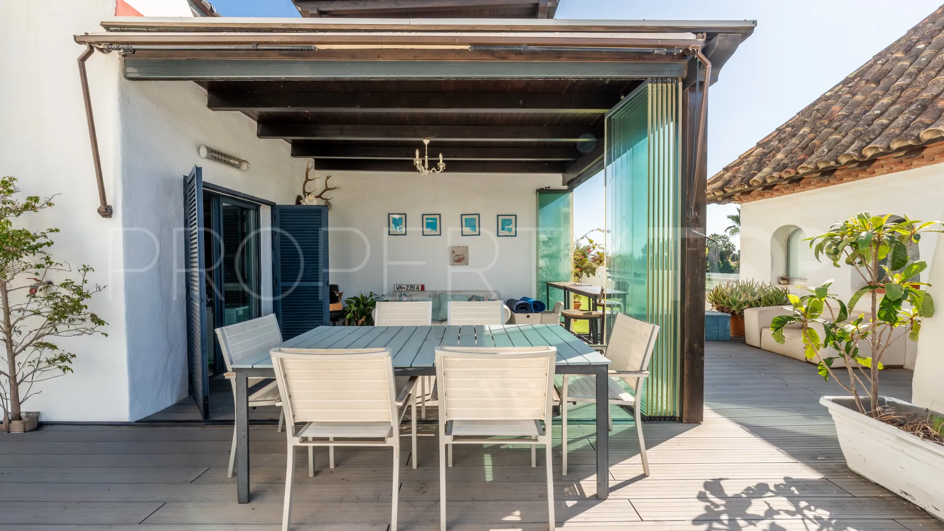 Comprar apartamento con 3 dormitorios en El Polo de Sotogrande