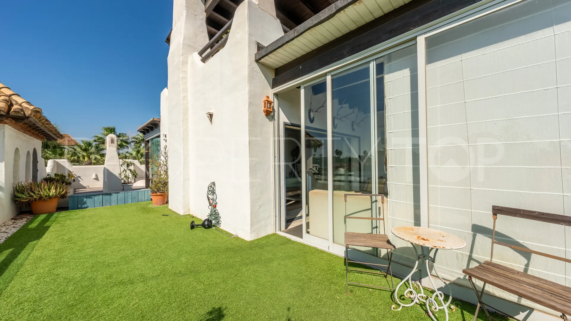 Comprar apartamento con 3 dormitorios en El Polo de Sotogrande