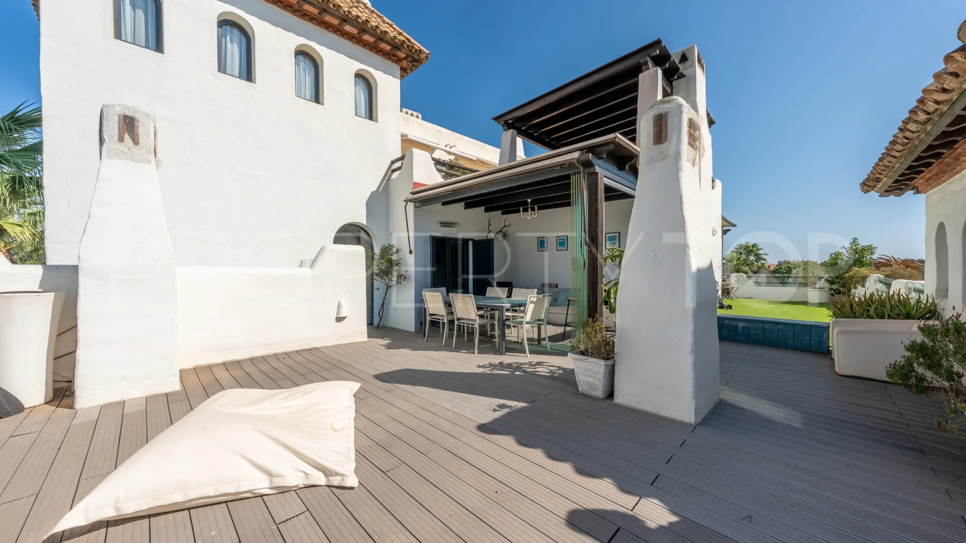 Comprar apartamento con 3 dormitorios en El Polo de Sotogrande