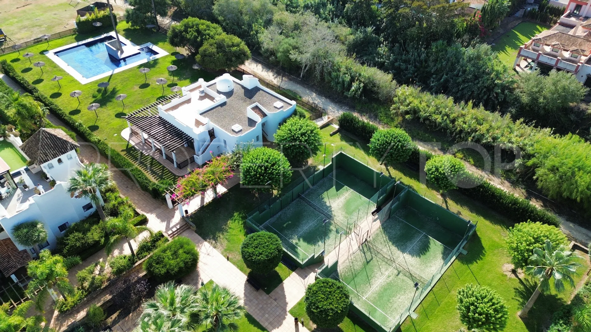 Comprar apartamento con 3 dormitorios en El Polo de Sotogrande