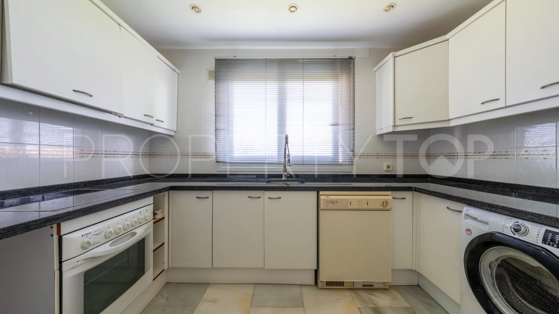 5 bedrooms villa in Mijas Costa for sale