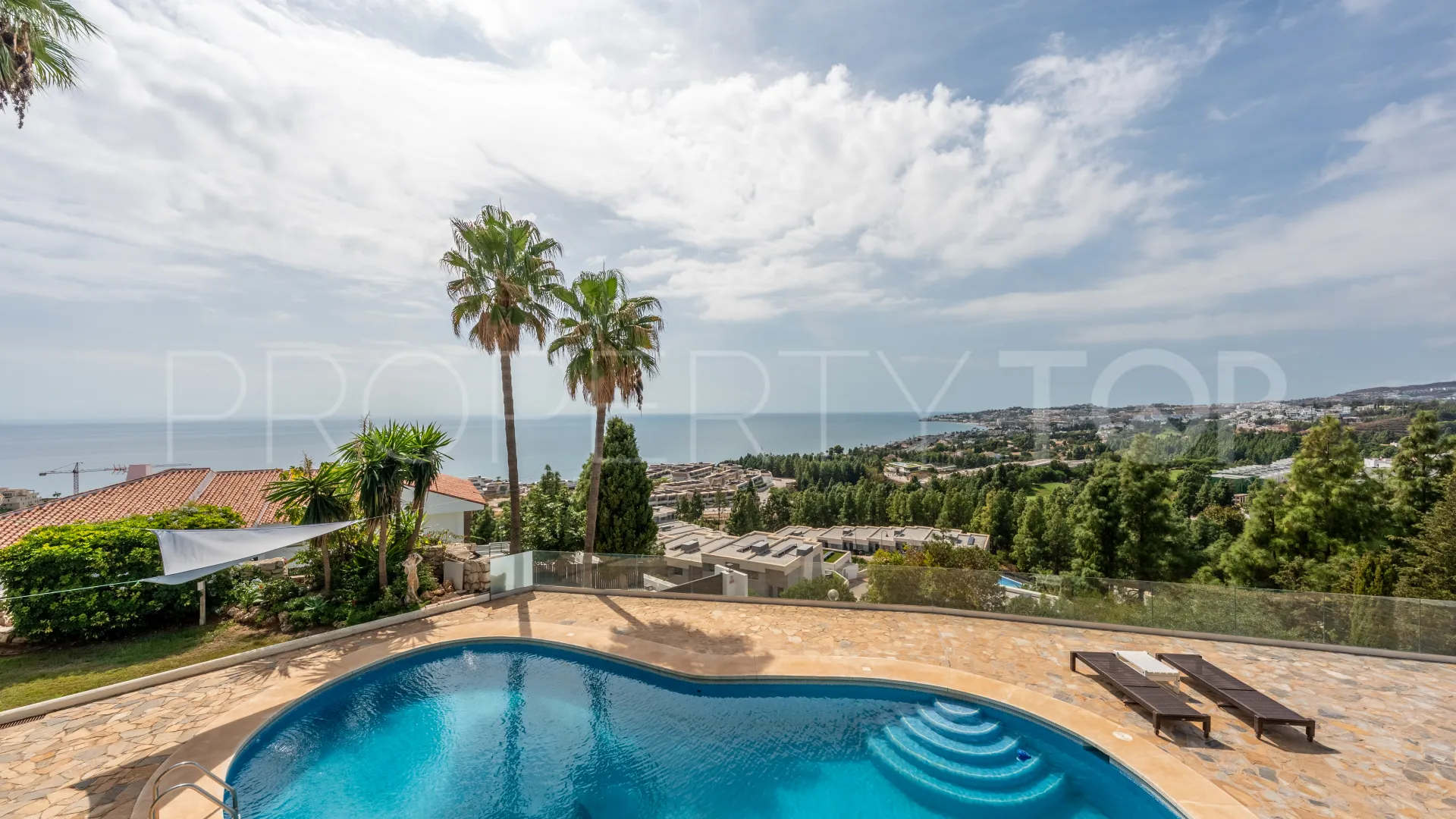 5 bedrooms villa in Mijas Costa for sale