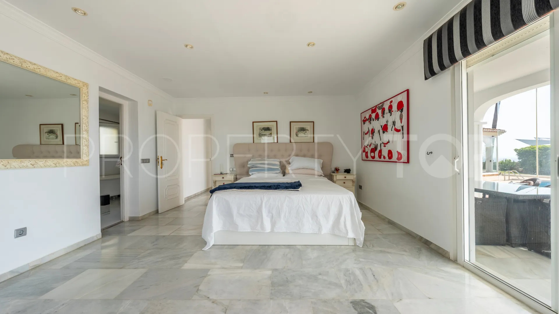 5 bedrooms villa in Mijas Costa for sale