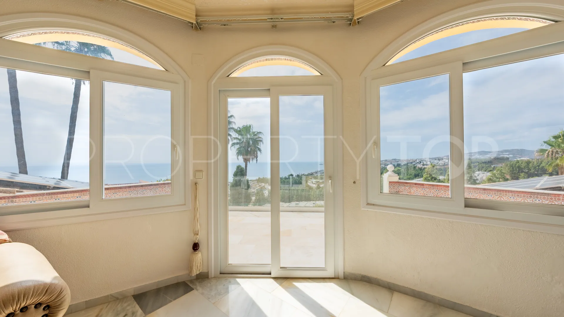 5 bedrooms villa in Mijas Costa for sale