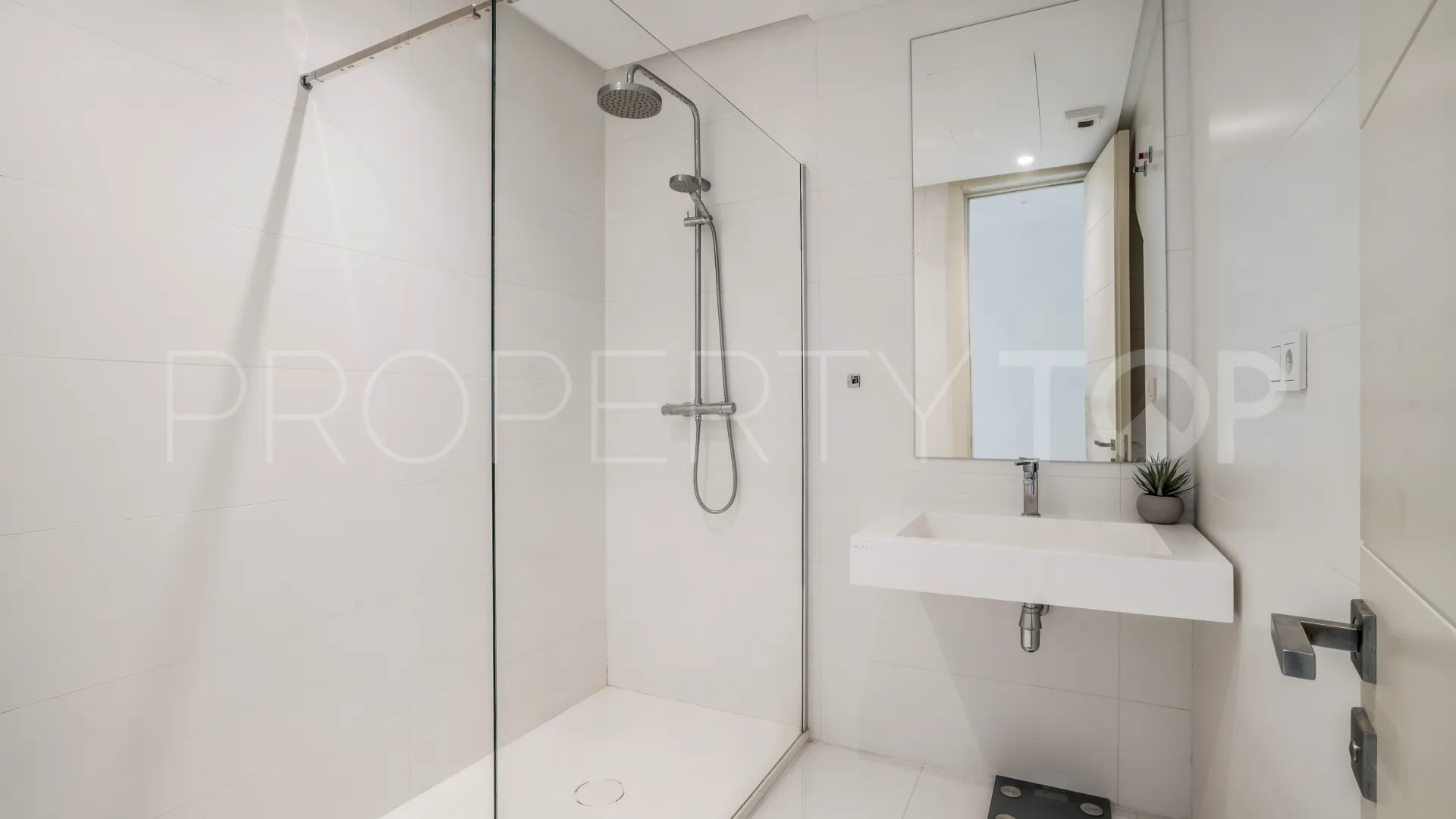Atalaya Hills, atico duplex con 2 dormitorios en venta